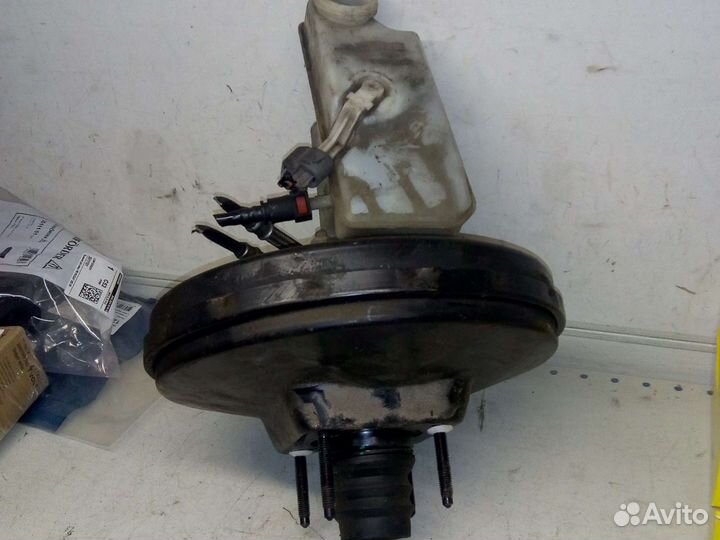 Вакуумный усилитель тормозов Форд Фокус 2