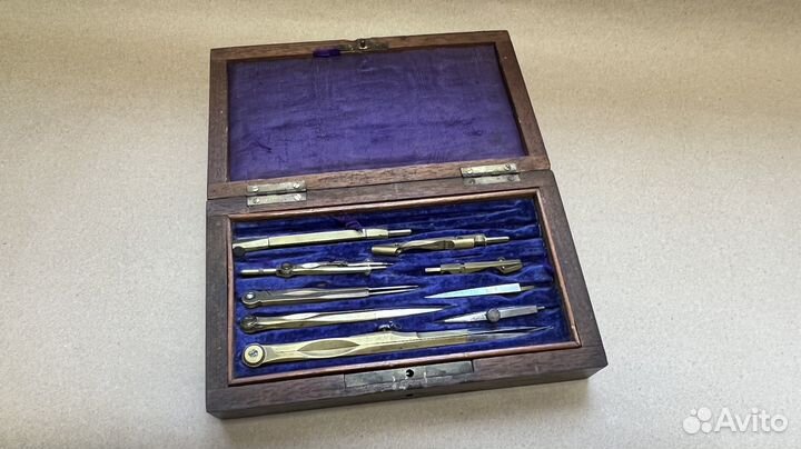 Старинная готовальня. Англия