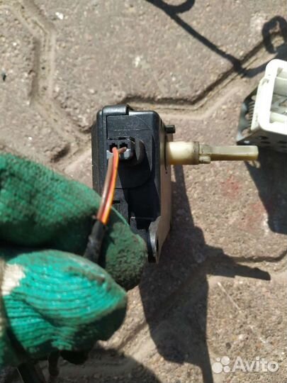 Opel Astra H Моторчик заслонки 52418856 оригинал