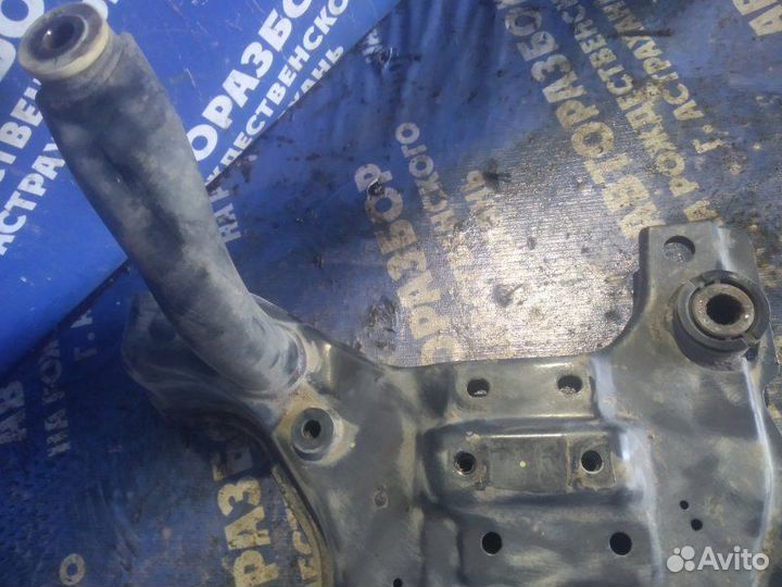 Передний подрамник Ford Focus 2 седан 2006