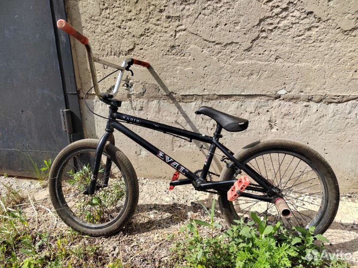 Трюковой велосипед bmx