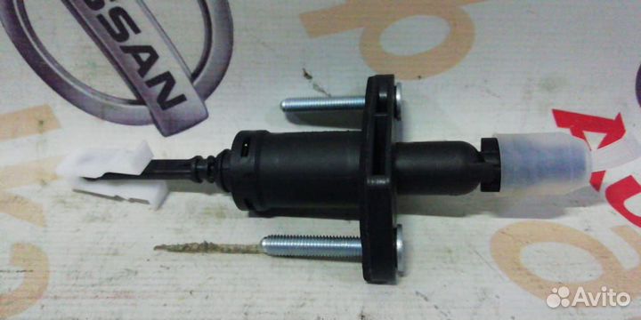 Главный цилиндр сцепления новый Chevrolet Cruze ше