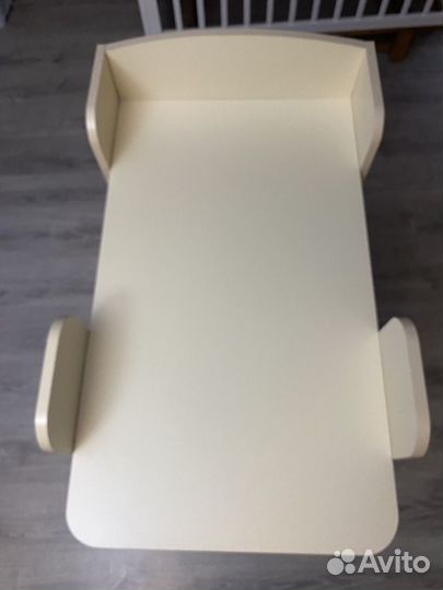 Пеленальный столик