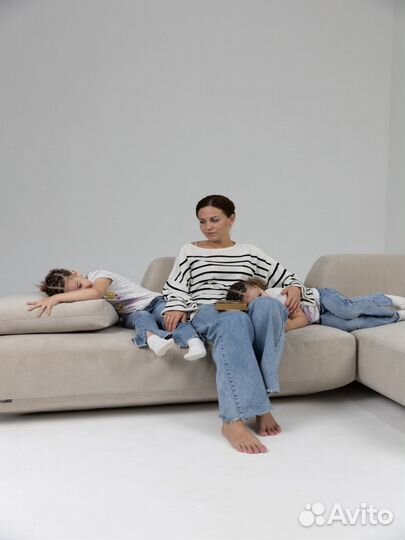 Диван прямои 4400х1700 мм