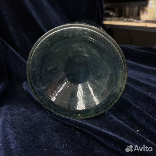 Бутыль старинная стеклянная 3,5Л четверть