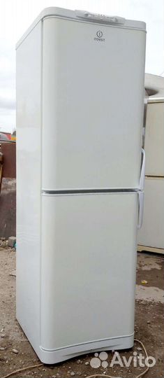Холодильник indesit б/у