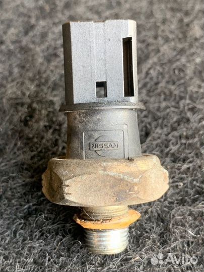 Датчик давления масла Nissan Almera QG18DE 2004