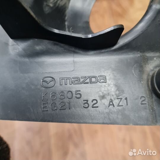 Кожух рулевой колонки Mazda Cx-7 2008 K6805EG2132