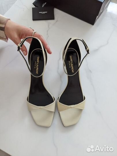 Босоножки Saint Laurent