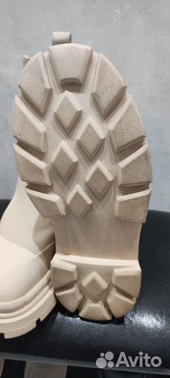 Ботинки женские зимние 38 размера