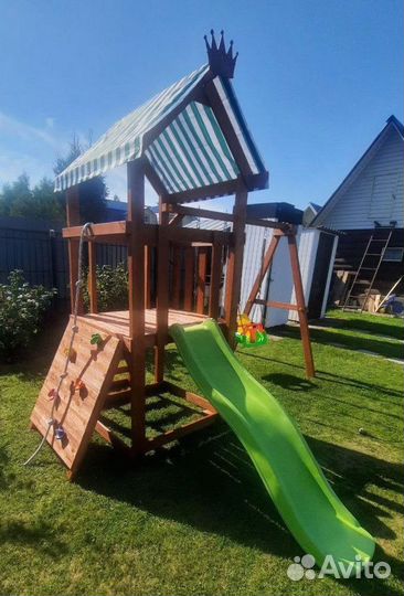Детский спортивный комплекс с крышей для дачи