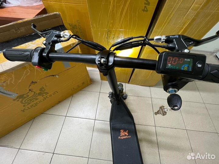 Электросамокат Kugoo C1 plus / Новый