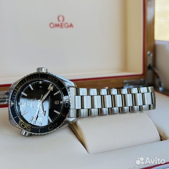 Часы Omega Seamaster Planet Ocean 600M 43.5мм NEW