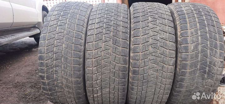 Bridgestone Blizzak DM-V1 265/65 R17 112R