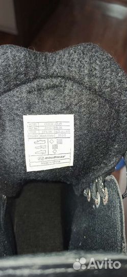 Коньки хоккейные