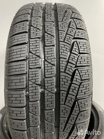 Pirelli Winter Sottozero 240 Serie II 225/40 R18