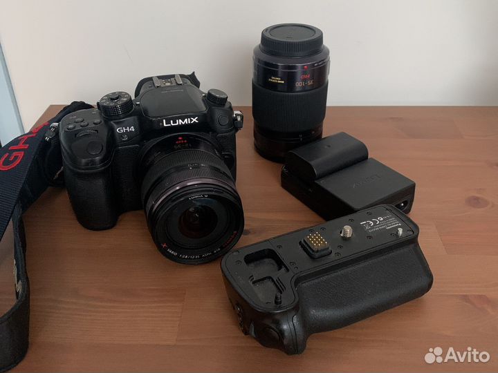 Комплект Lumix GH-4, Lumix 12-35/2,8, 35-100/2,8