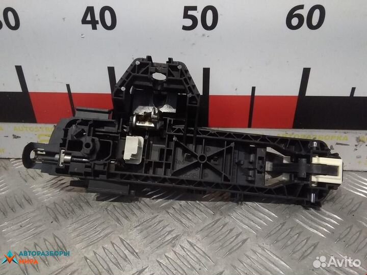 Ручка наружная передняя правая Mercedes-Benz