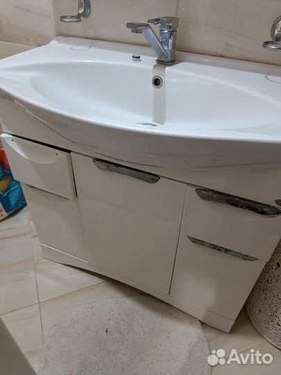 Раковина с тумбой бу в ванную комнату