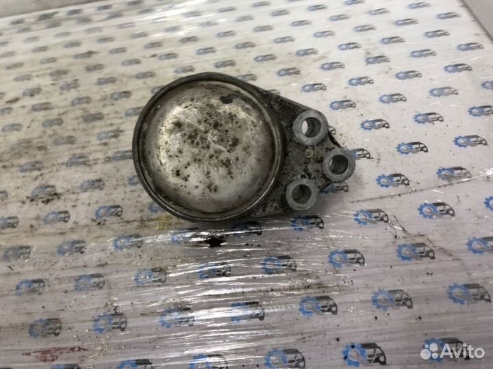 Опора двигателя Ford Fiesta купе 1.3L duratec 8V