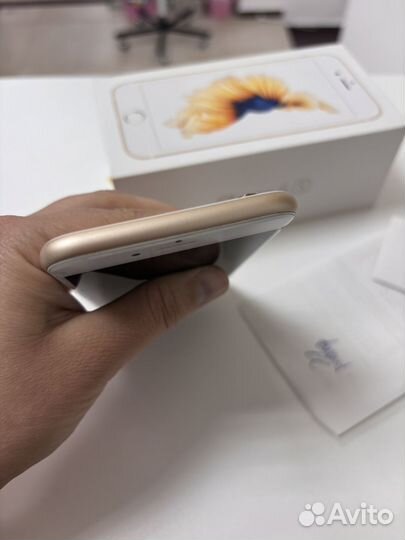 iPhone 6S, 16 ГБ