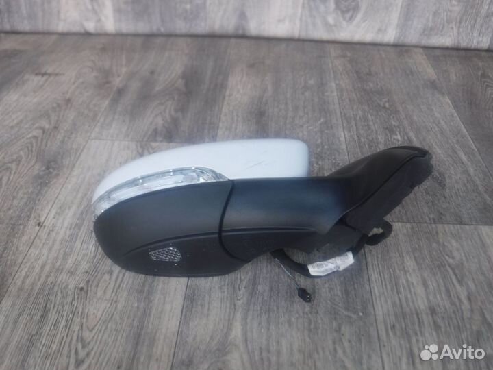 Зеркало правое (№60) Volkswagen Jetta 2016