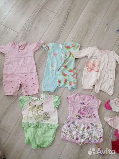 Вещи для девочки до года