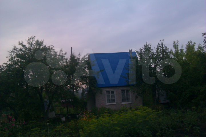 Дача 16 м² на участке 8 сот.