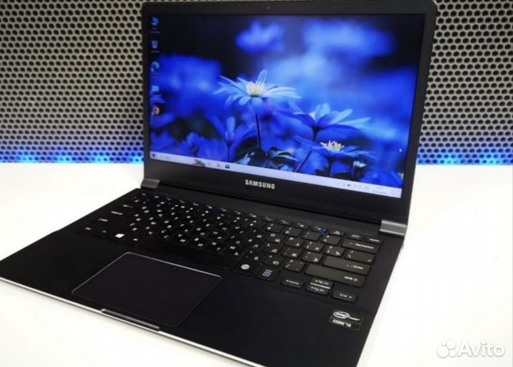 Ультрабук Samsung NP900X3C i5 SSD