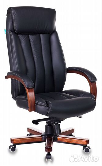 Кресло руководителя 9922 дерево