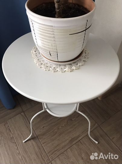 Журнальный столик IKEA бу