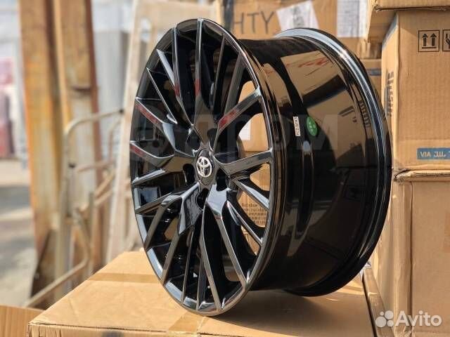 Диск литой Replica Lexus/Toyota R18 5*114.3