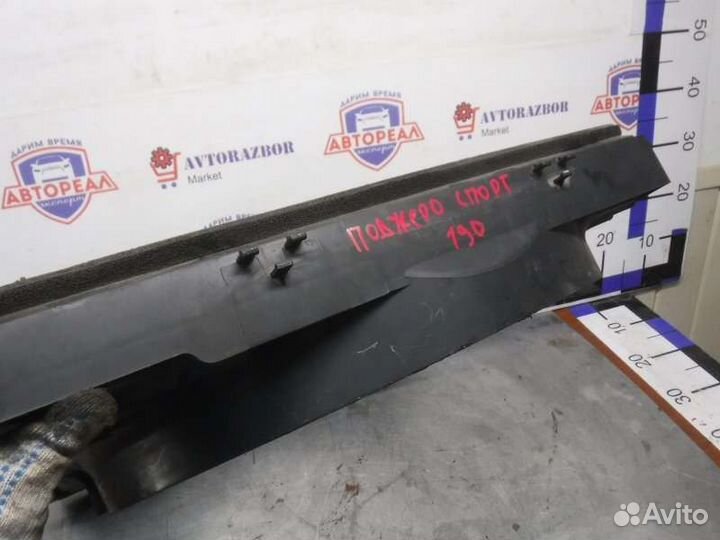 Дифузор вентилятора Mitsubishi Pajero Sport 2 4D56