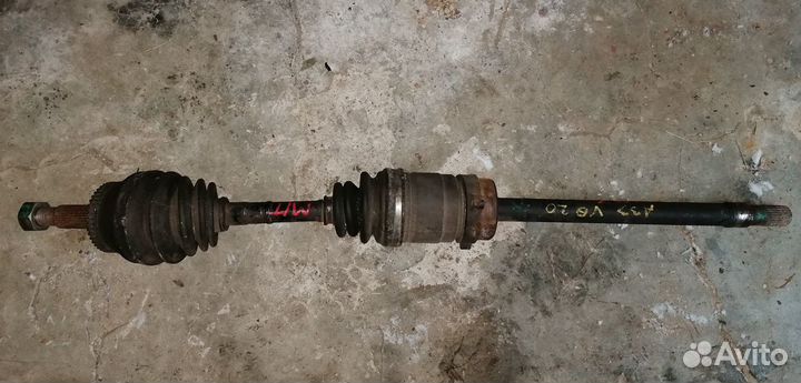 Привод передний правый Nissan Maxima A33 vq20de