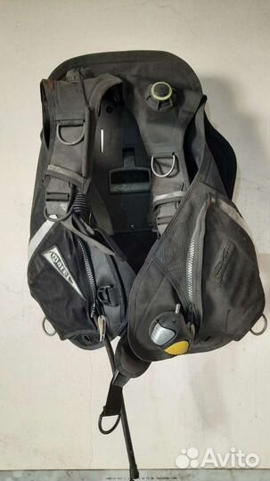 Жилет-компенсатор плавучести Mares