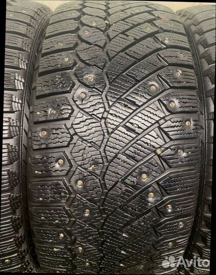 Gislaved Nord Frost 200 235/45 R18