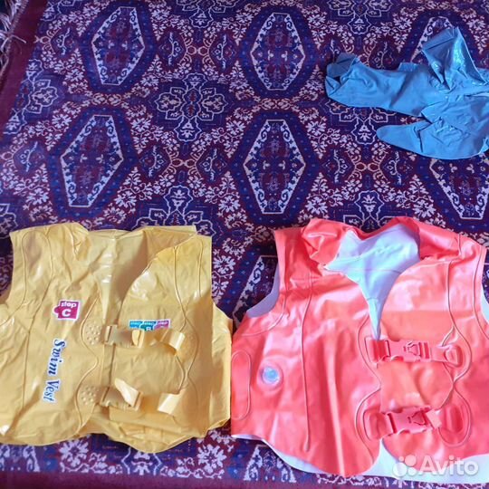 Надувные игрушки для купания