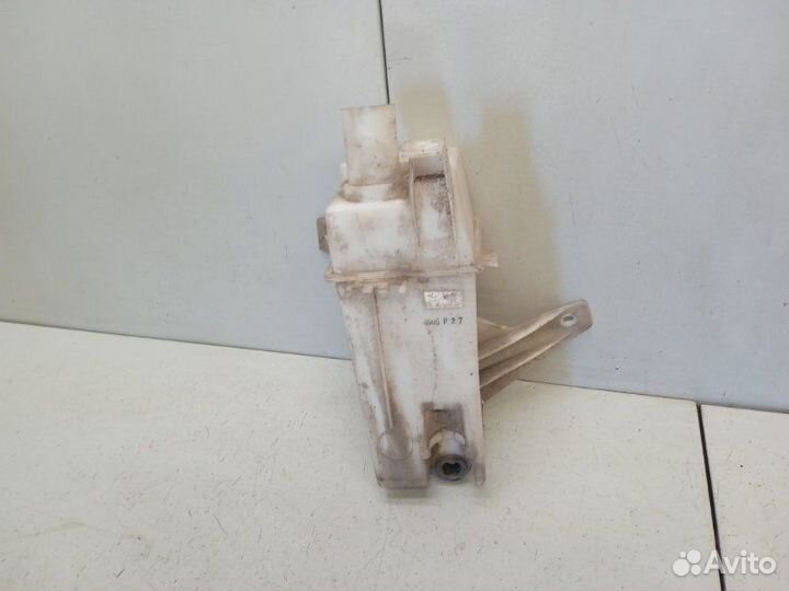 Бачок омывателя лобового стекла Chevrolet Evanda