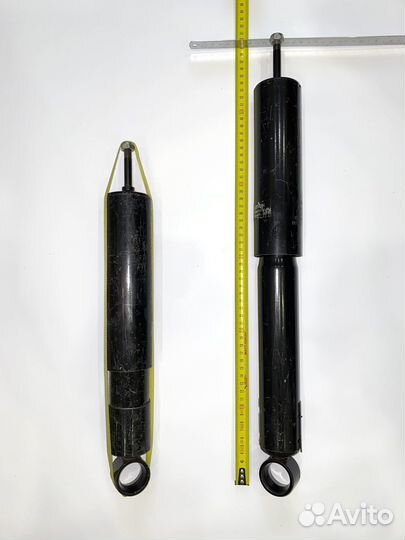 Амортизаторы задние Prado 90 новые пара