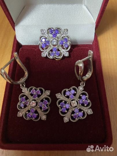 Комплект из серебра