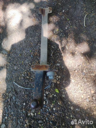 Фаркоп на ваз 2106