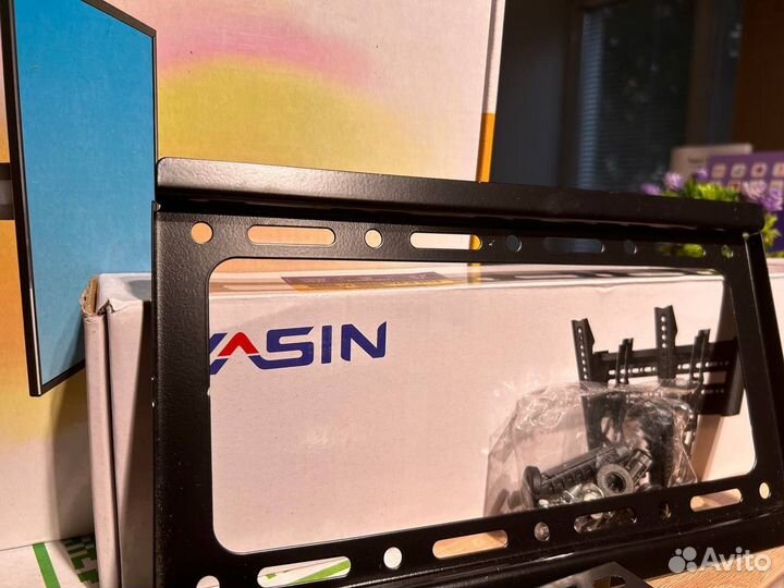 Кронштейн для телевизора универсальные