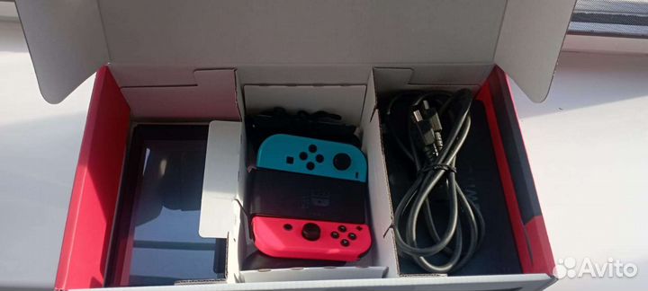 Игровая приставка Nintendo Switch