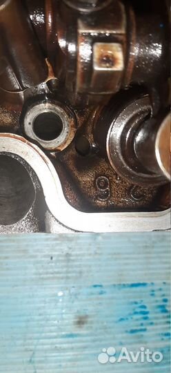 Головка блока на мерседес ом 103 2.6л
