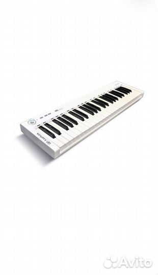 Axelvox KEY49j White