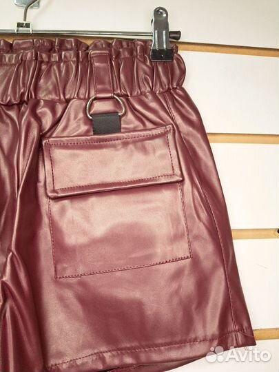 Кожаные шорты для девочки 134