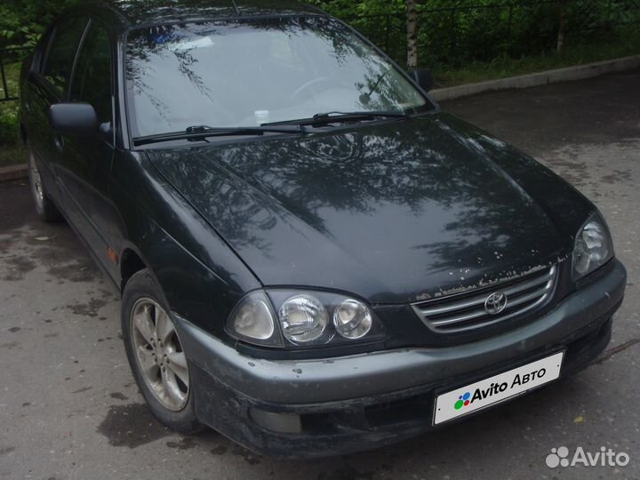 Toyota Avensis 1.6 МТ, 1999, 230 000 км