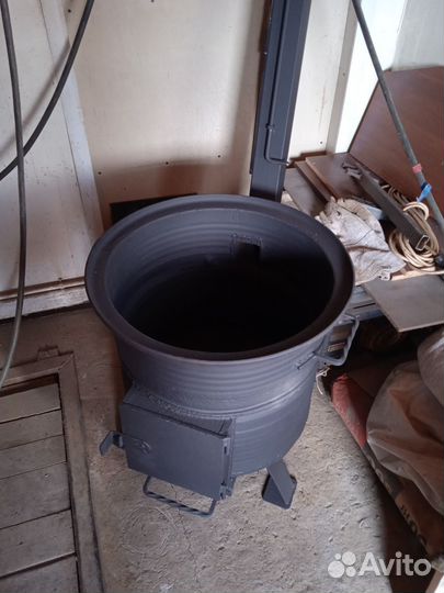 Печь для казана с трубой из дисков