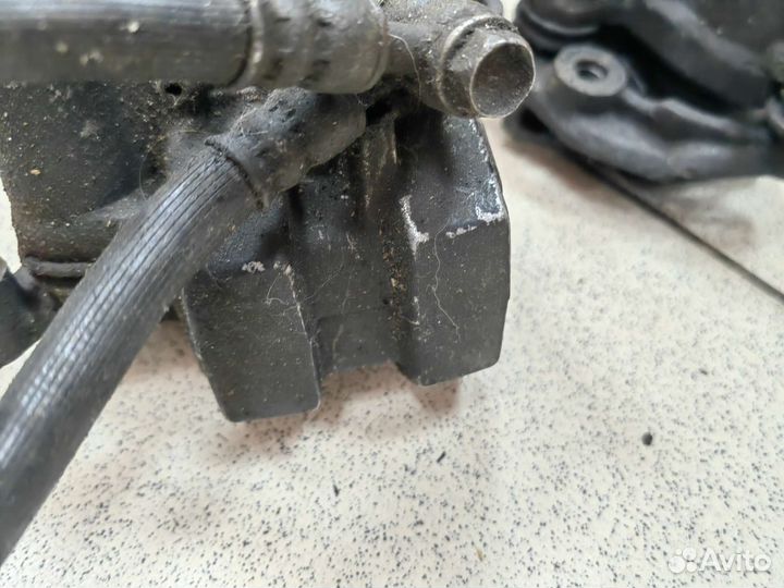 Суппорт передний Yamaha XJ750