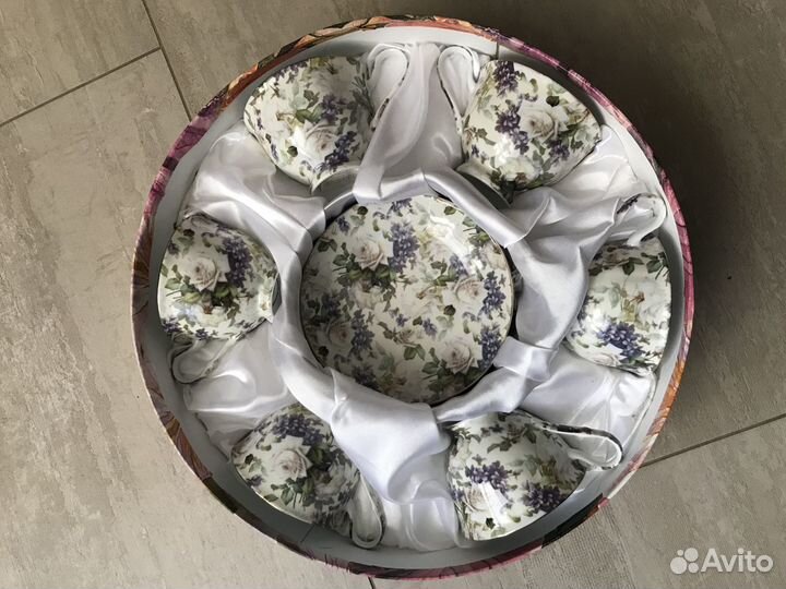 Фарфоровый сервиз